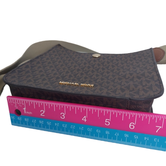 Michael Kors Brown Briley Small Logo Messenger Bag - Picture 6 of 8